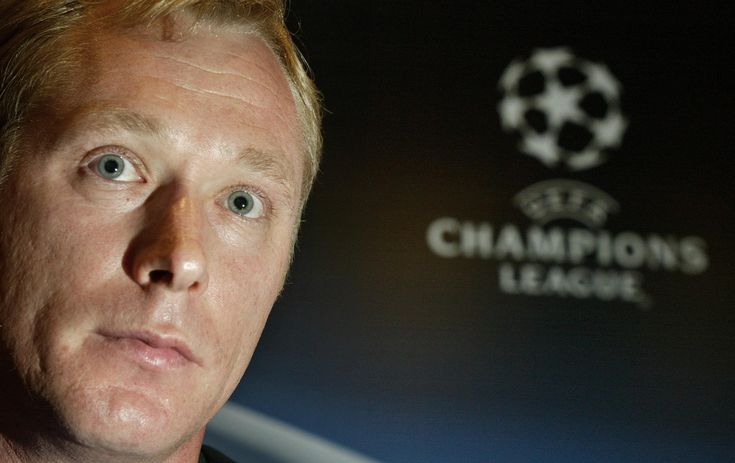 FBL-EUR-C1-CHAMPIONS LEAGUE-DINAMO KIEV-MIKHAILICHENKO